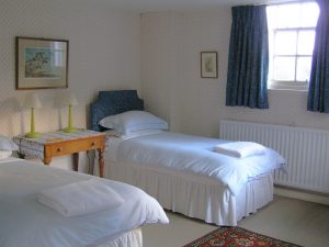 Glenfernate twin bedroom