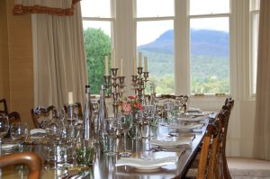 Ralia Estate dining table