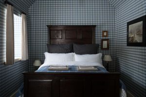 Kennels Cottage - Glenfeshie double bedroom