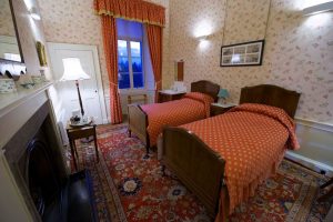 Winton Castle twin bedroom