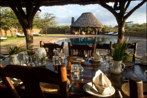 El Karama pool dining