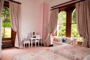 Port-an-Eilean twin bedroom