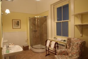 Kinblethmont shower room